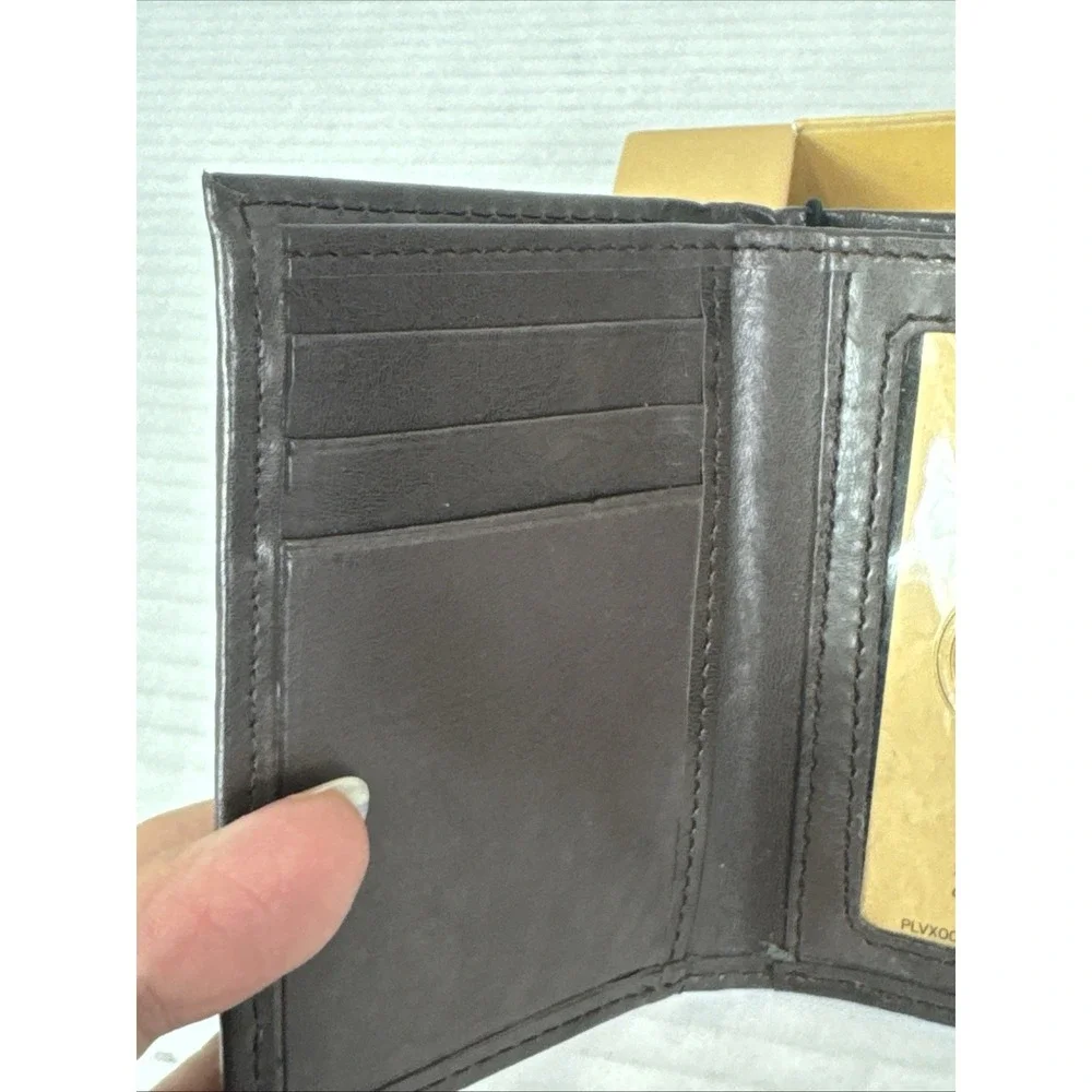 Levi's Men's Sleek & Slim Trifold RFID Brown Leather Wallet 1661